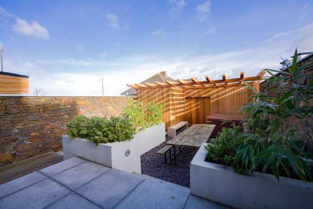 George24 - Spectacular, 5 Minutes To The Holiday home *