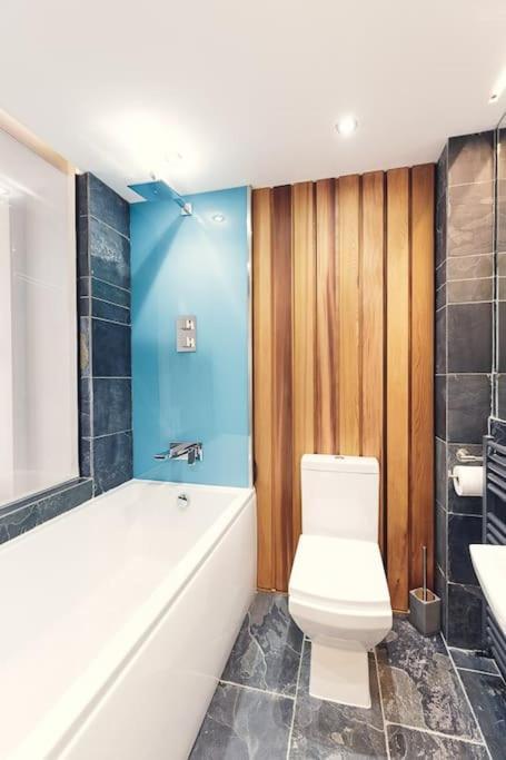 George24 - Spectacular, 5 Minutes To The Holiday home Newquay (Cornwall)
